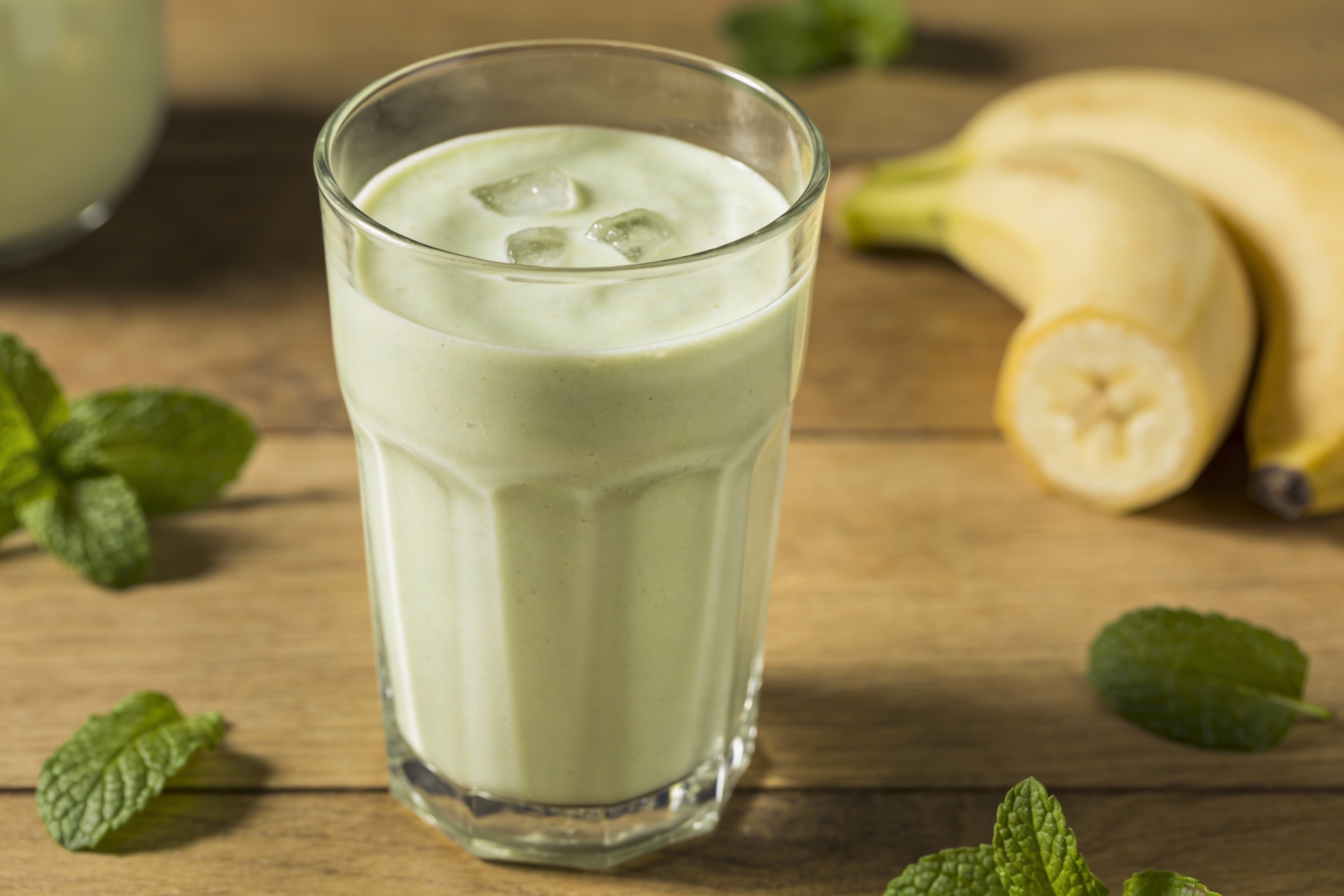 A Calm Evening Smoothie That Doesn’t Feel Like Dessert