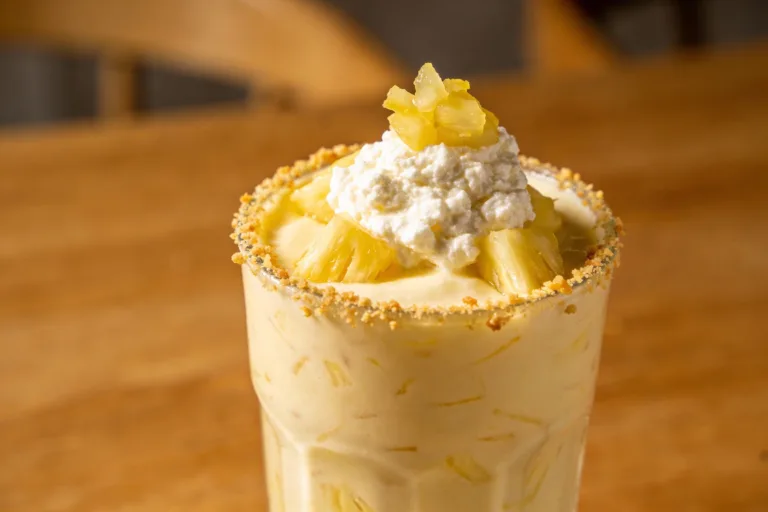 Creamy Pineapple Smoothie With Cottage Cheese (Trust It)