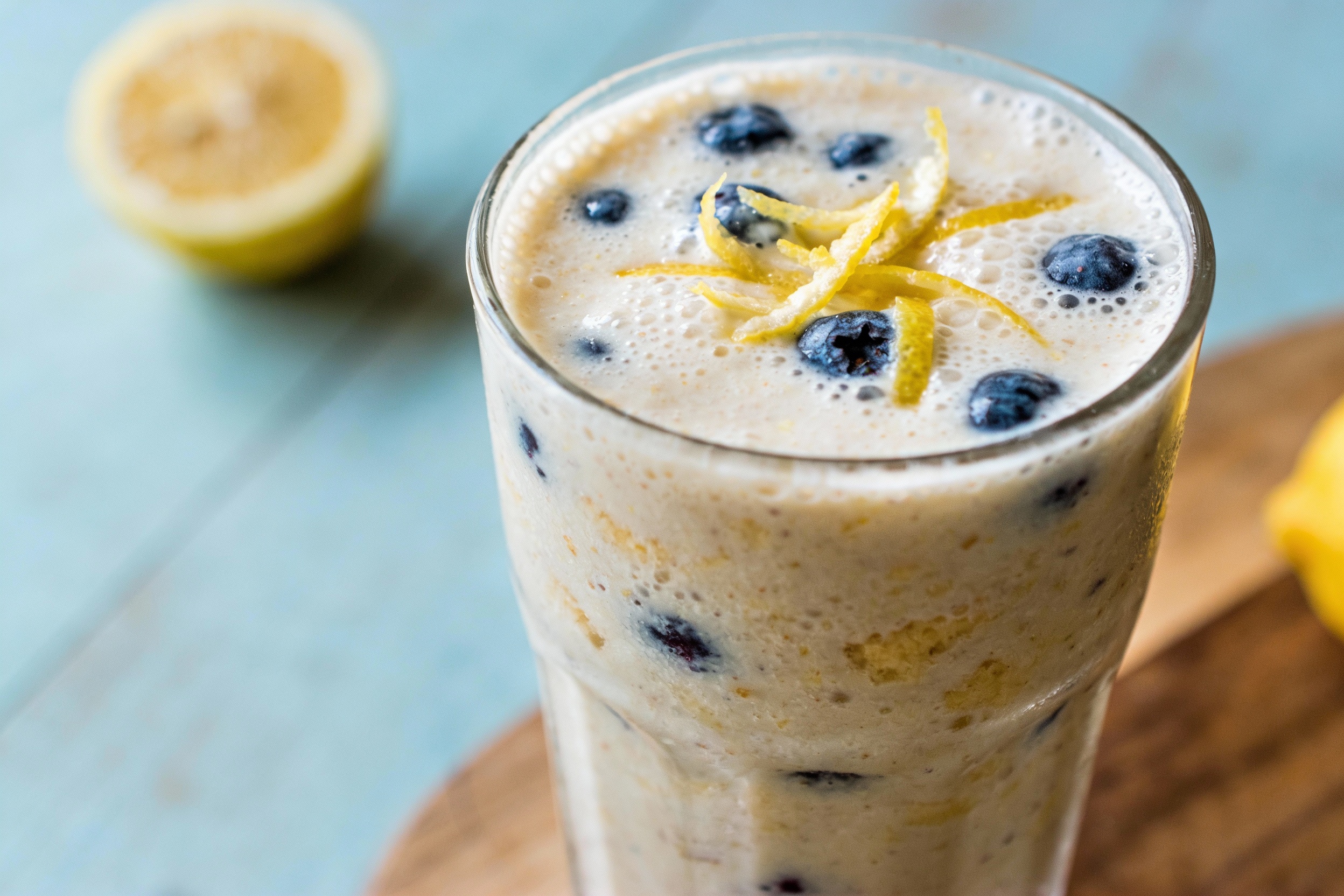 Lemon Blueberry “Muffin” Smoothie