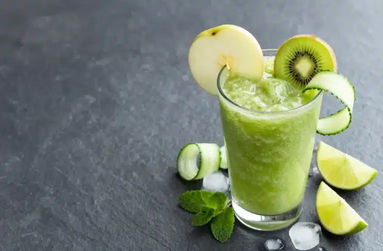 The Secret to Kiwi Apple Smoothie with a Crisp Finish
