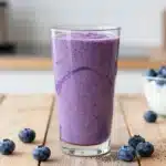 Crave-Worthy Blueberry Chia Smoothie That Stays Thick for Hours