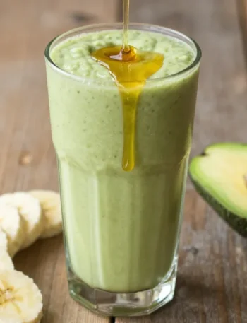 Avocado Smoothie with Banana + Honey (Super Creamy, Naturally Sweet) You’Ll Obsess Over