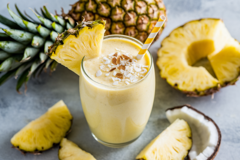 Pineapple Coconut Smoothie That Feels Tropical - pineapple coconut smoothie