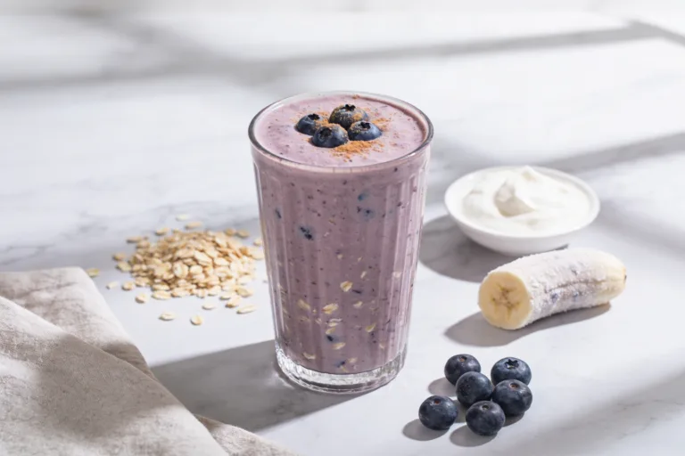 Crave-Worthy Blueberry Muffin Smoothie Recipe (Bakery Flavor, Thick + Creamy)